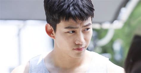 2pm taecyeon instagram